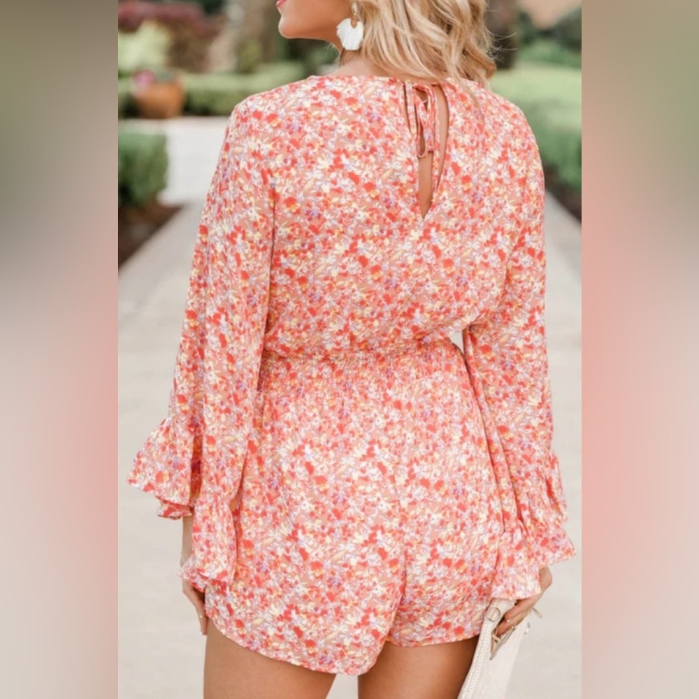 Pink Lily I Keep Hoping Coral Romper size M - ONLY WORN ONCE LIKE NEW - Picture 3 of 6